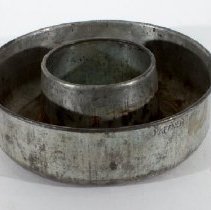 Tin Bundt Pan - Side/top